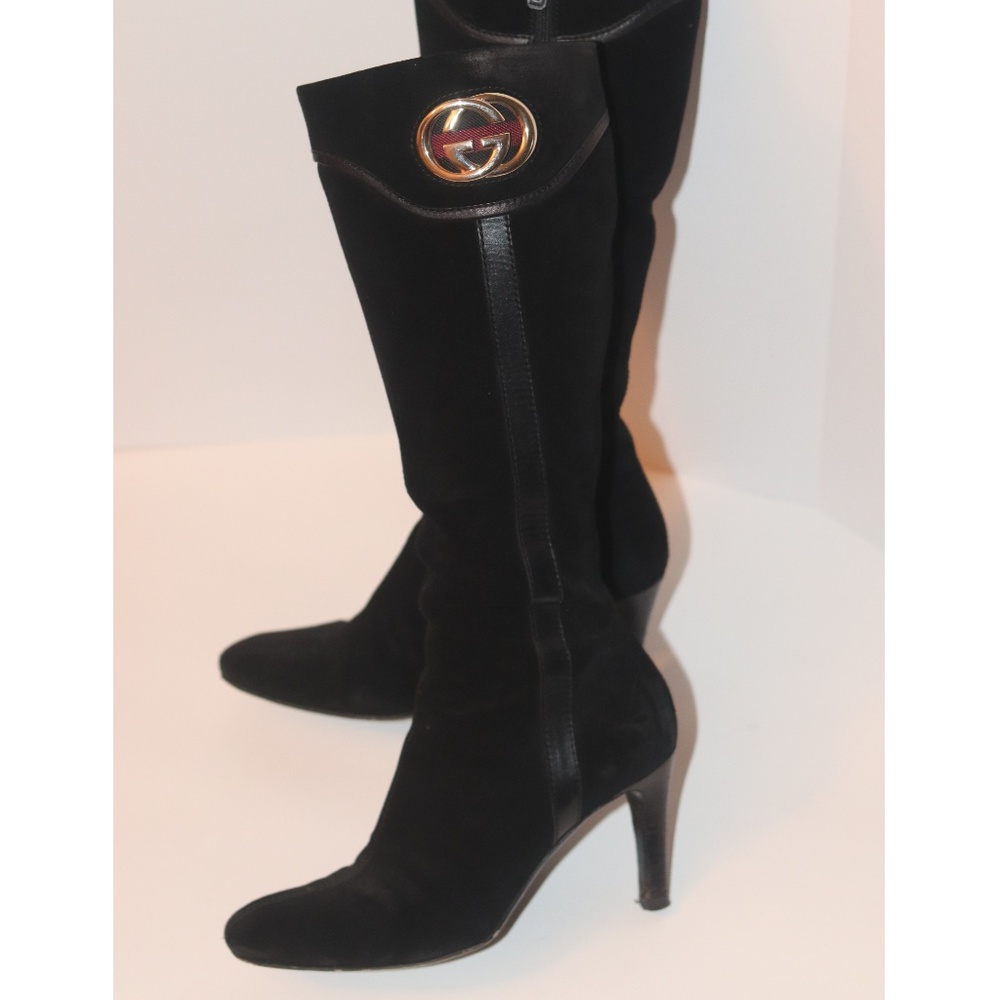 Gucci Mid Length Knee-High Boots with Stripe